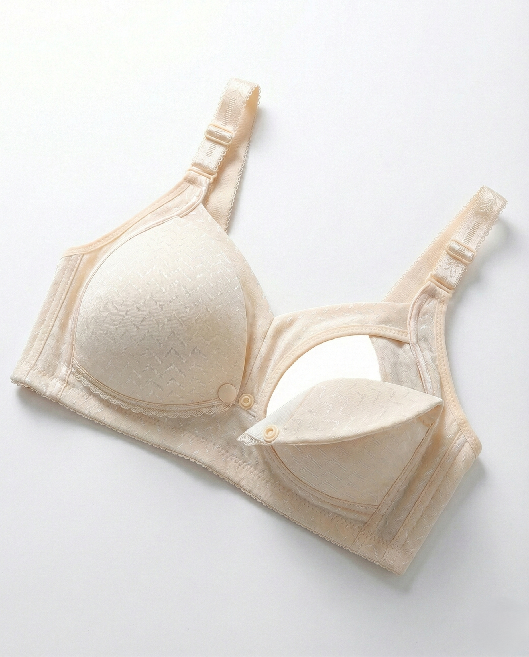 Breathable cotton maternity bra with seamless design and front closure for nursing comfort