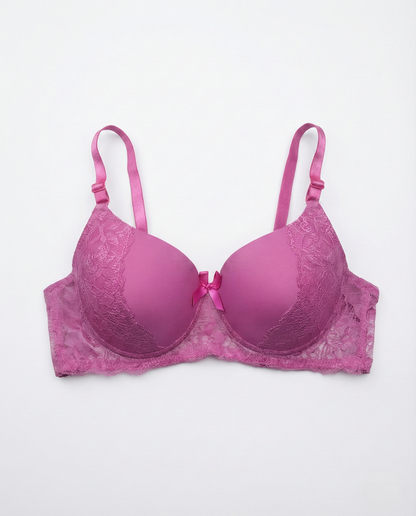 D–E Cup Lace Underwire Bra in cotton-rich fabric with adjustable straps and lace detail for full-figure support and sculpted curves