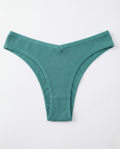 Lightweight Everyday Cotton Thong in soft breathable cotton with seamless low-rise design for everyday comfort