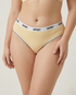 Mid-waist cotton panties in breathable seamless fabric for everyday comfort and fit